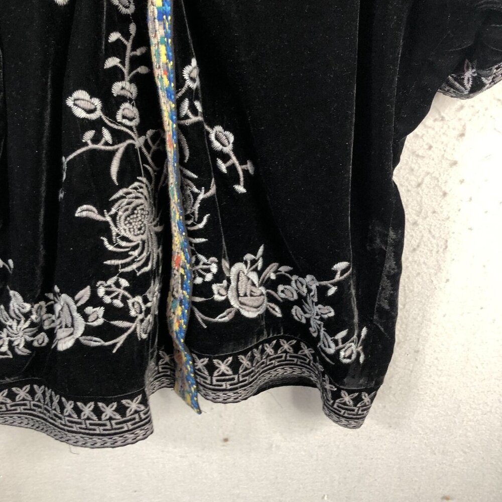 Velvet Cardigan Womens Medium Black Boho Art to Wear L&B Embroidered Statement - Picture 12 of 16